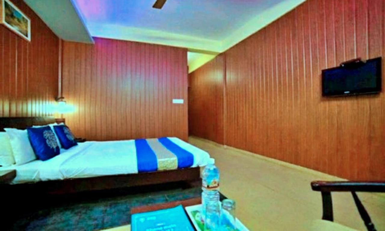 Red Castle Munnar Hotel Bagian luar foto